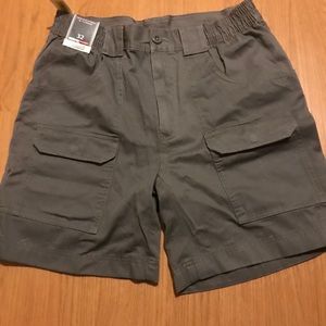 RoundTree & York Brand New Front 32 men’s Shorts